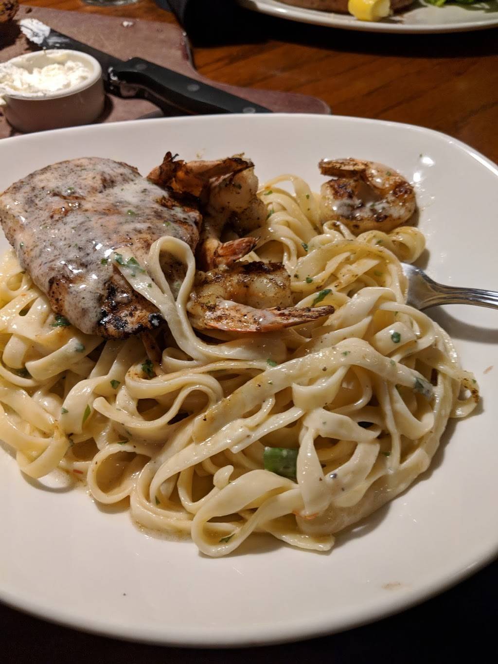 Outback Steakhouse | restaurant | 3105 Capital Blvd, Raleigh, NC 27604, USA | 9197900990 OR +1 919-790-0990