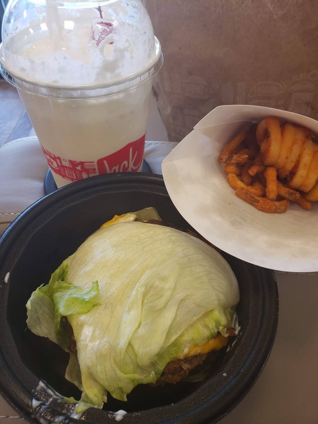 Jack in the Box | restaurant | 3211 N Rancho Dr, Las Vegas, NV 89130, USA | 7023969946 OR +1 702-396-9946