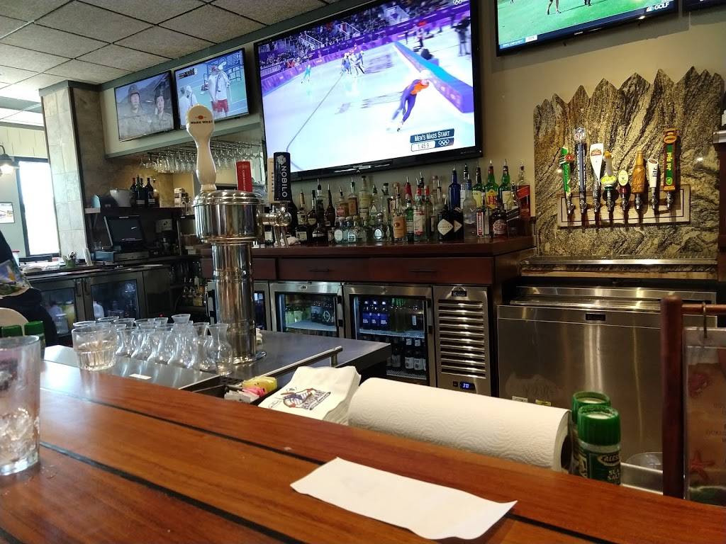 Anna Maria Oyster Bar Landside | restaurant | 6906 14th St W, Bradenton, FL 34207, USA | 9417587880 OR +1 941-758-7880