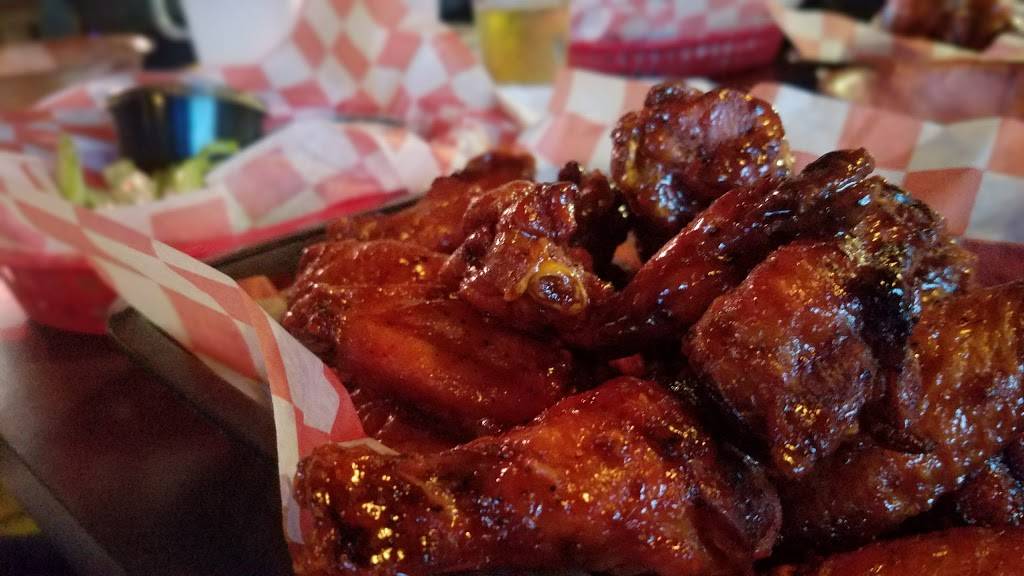 Mr. Cs Bar & Grill | restaurant | 1983 Howell Mill Rd NW, Atlanta, GA 30318, USA | 4046050888 OR +1 404-605-0888