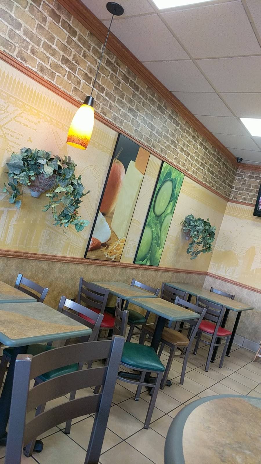 Subway Restaurants | restaurant | 13580 Jefferson Davis Hwy, Woodbridge, VA 22191, USA | 7034900972 OR +1 703-490-0972