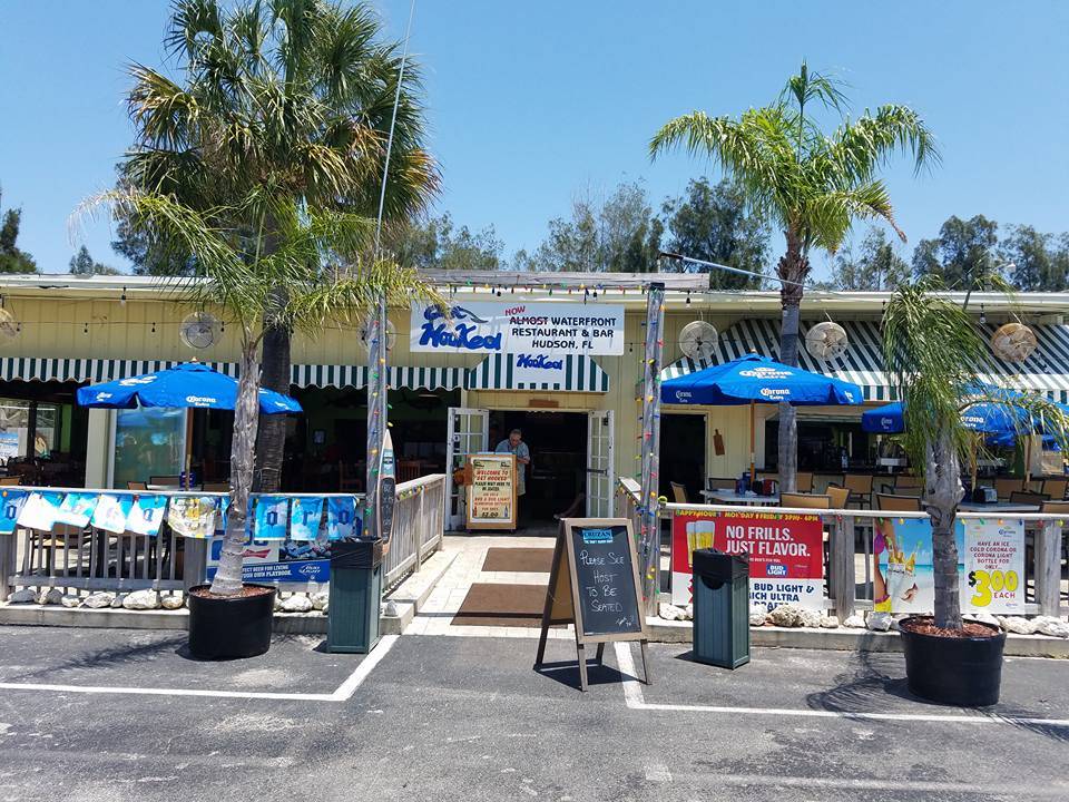 Get Hooked Grill | restaurant | 14333 Crab Trap Court, Hudson, FL 34667, USA | 7278628592 OR +1 727-862-8592