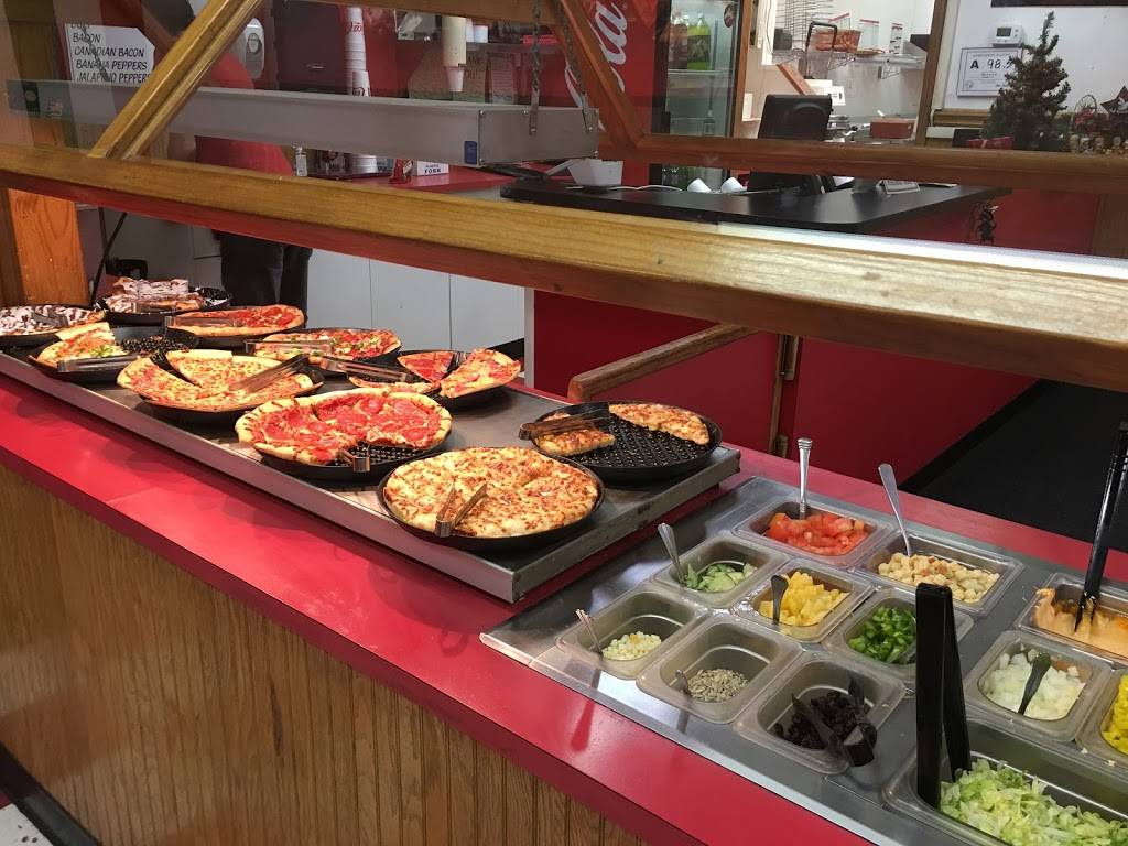 Papas Pizza To Go | meal delivery | 201 South N State St, Yadkinville, NC 27055, USA | 3366797272 OR +1 336-679-7272