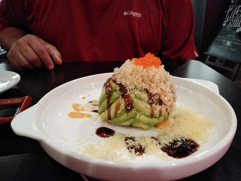 Sake To Me Sushi Bar and Grill | restaurant | 100 TX-332, Lake Jackson, TX 77566, USA | 9793163950 OR +1 979-316-3950