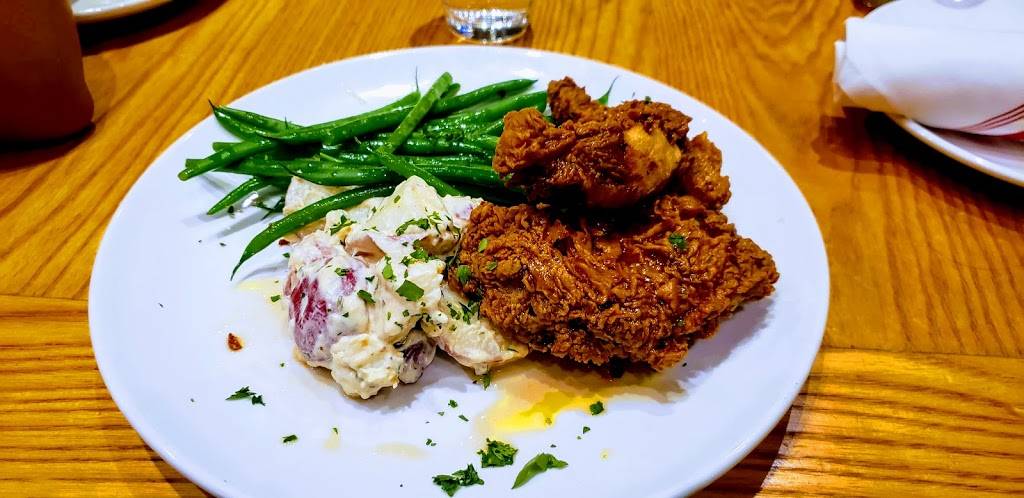 Oven & Tap | restaurant | 215 S Main St #3, Bentonville, AR 72712, USA | 4792685884 OR +1 479-268-5884