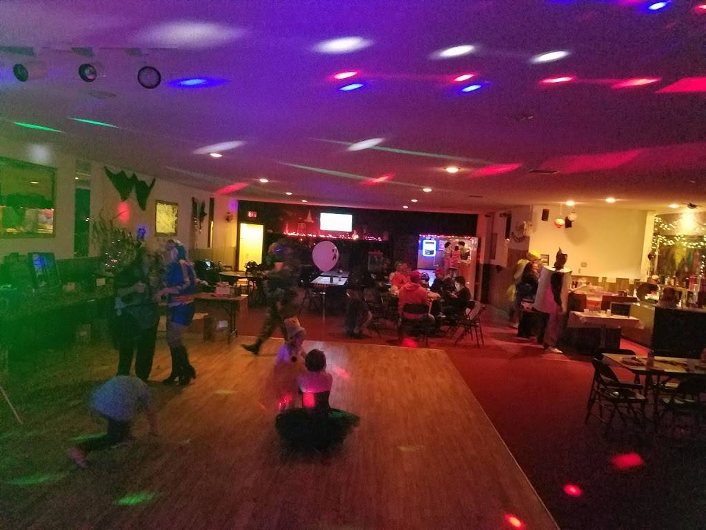 Blue Gill Bar | restaurant | 109 S Main St, Birchwood, WI 54817, USA | 7153547949 OR +1 715-354-7949