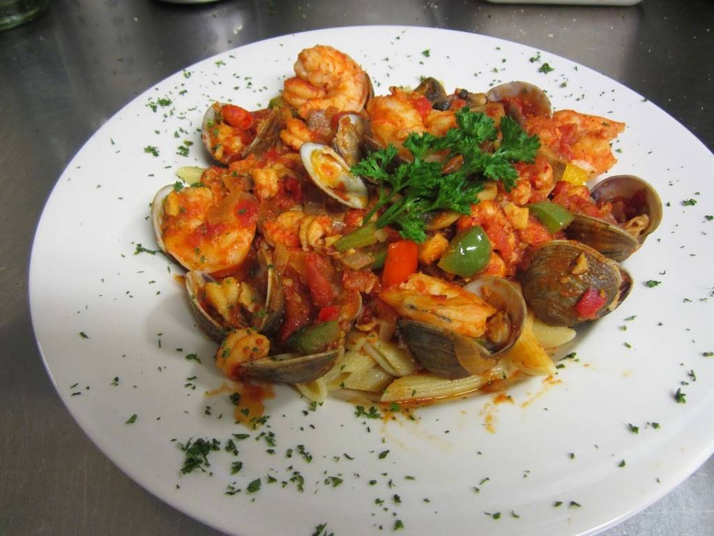 Faustos Bistro | restaurant | 530 Veterans Memorial Blvd, Metairie, LA 70005, USA | 5048337121 OR +1 504-833-7121