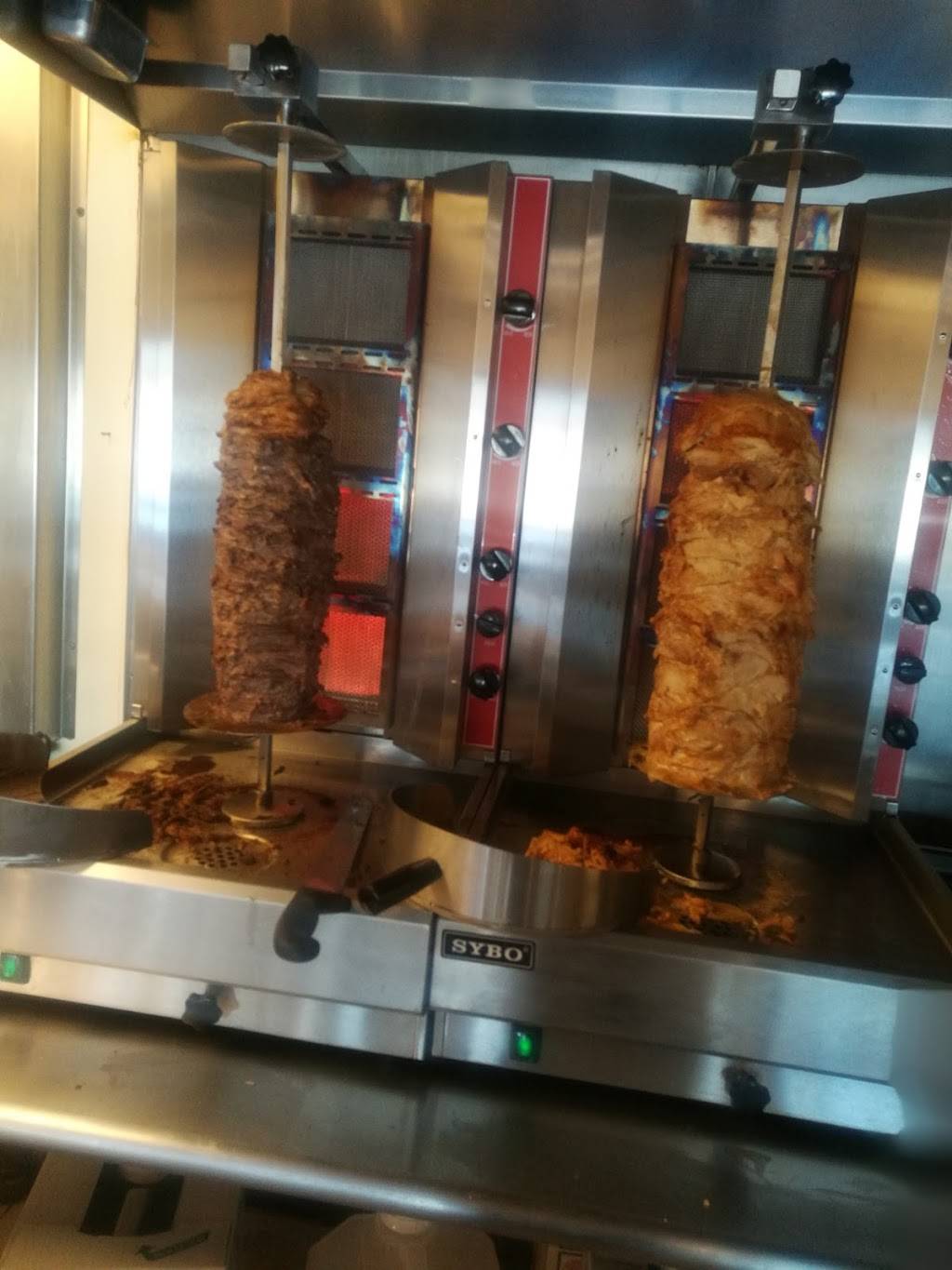 Zem Zem Mediterranean Restaurant | restaurant | 2075 S Willow St, Manchester, NH 03103, USA | 6039322881 OR +1 603-932-2881