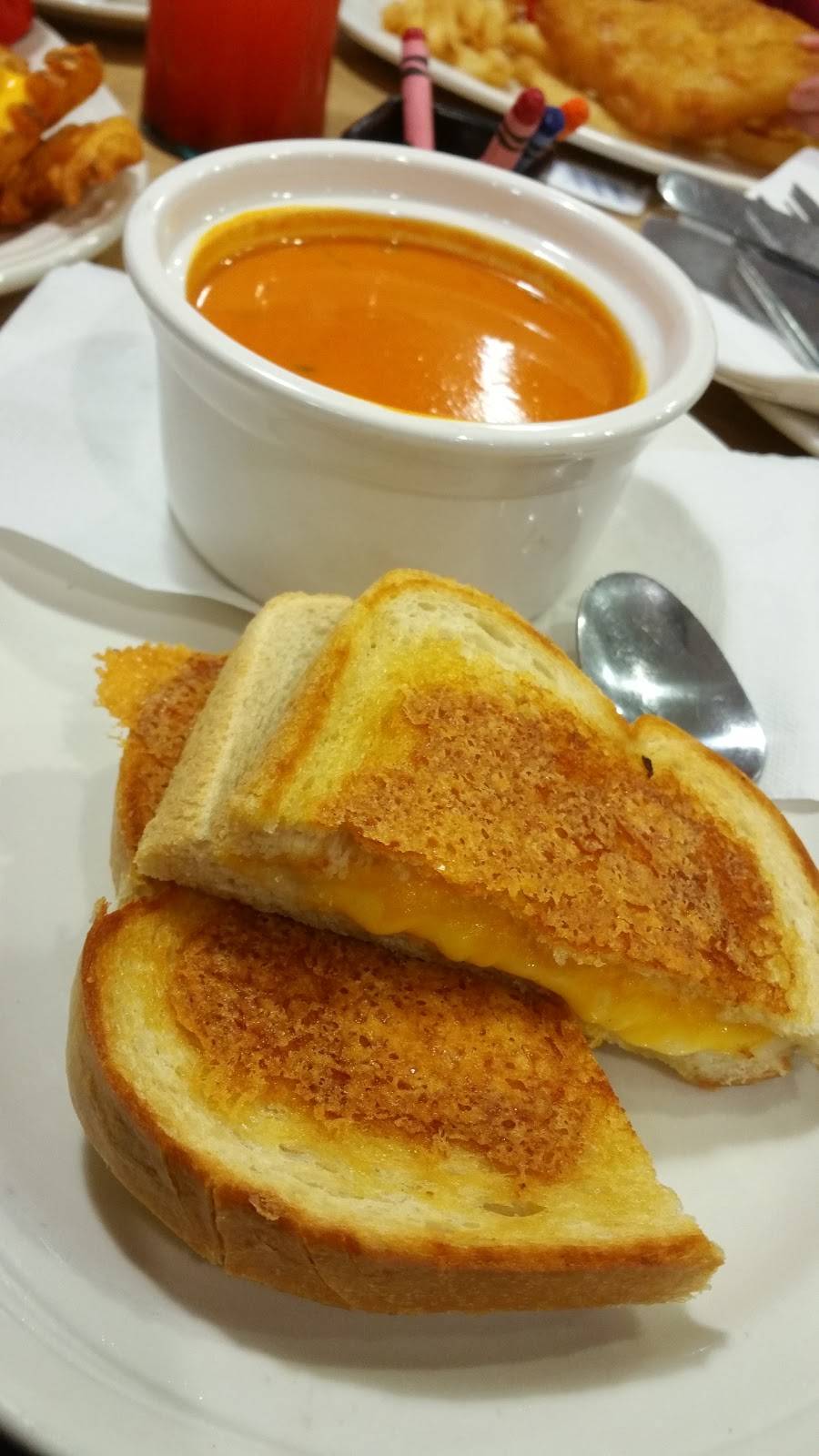 Friendlys | restaurant | 318 N Dupont Hwy, Dover, DE 19901, USA | 3026783999 OR +1 302-678-3999