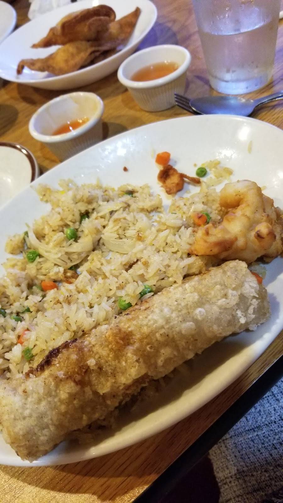 Mirage Bar & Grill | restaurant | 400 Old Hwy 8 NW, New Brighton, MN 55112, USA | 6516339480 OR +1 651-633-9480