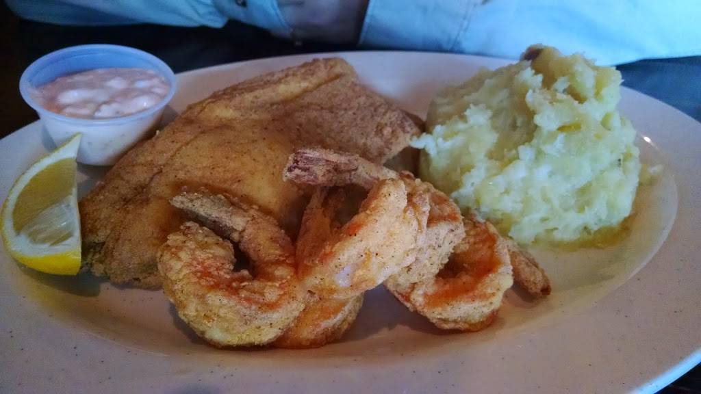 Davids Seafood Kitchen | restaurant | 802 Texas Pkwy, Stafford, TX 77477, USA | 2812618500 OR +1 281-261-8500