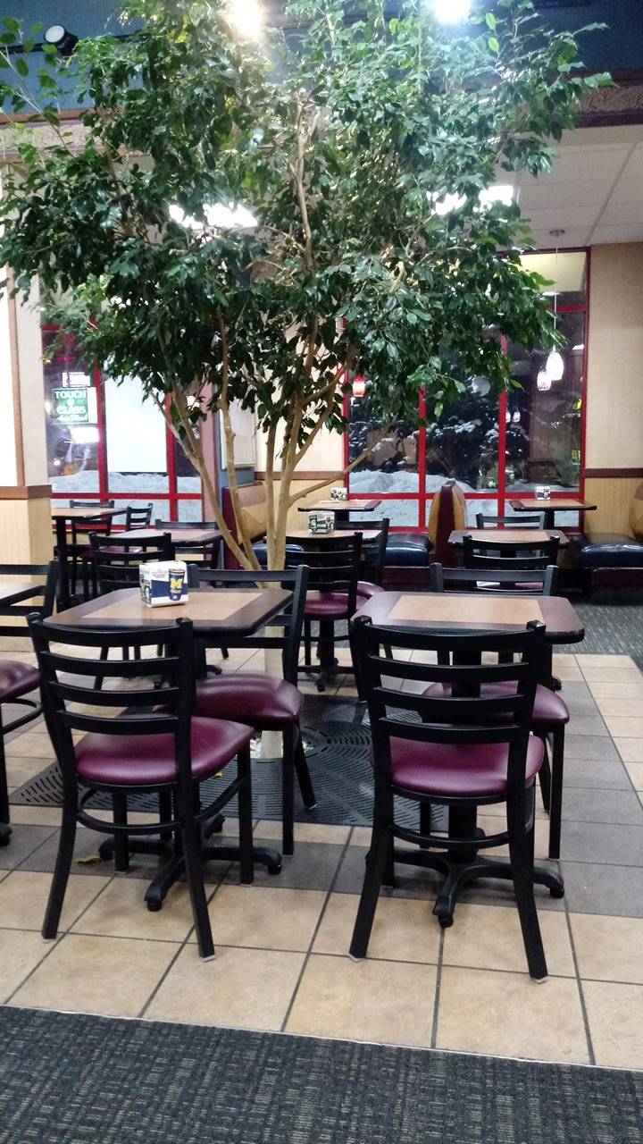 Arbys | restaurant | 1746 E Apple Ave, Muskegon, MI 49442, USA | 2317737339 OR +1 231-773-7339