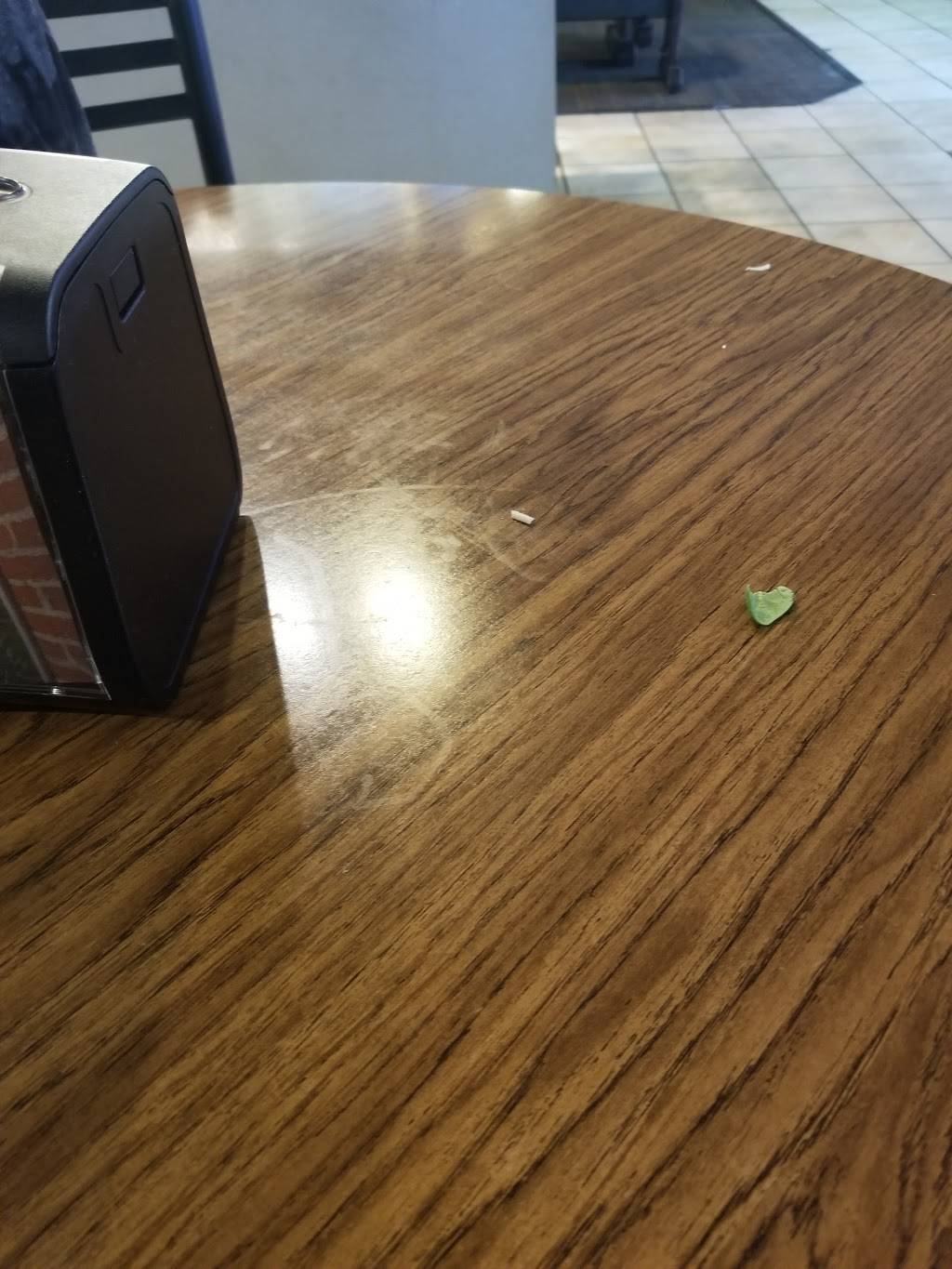 Round Table Pizza | meal delivery | 1138 W Henderson Ave, Porterville, CA 93257, USA | 5597813602 OR +1 559-781-3602