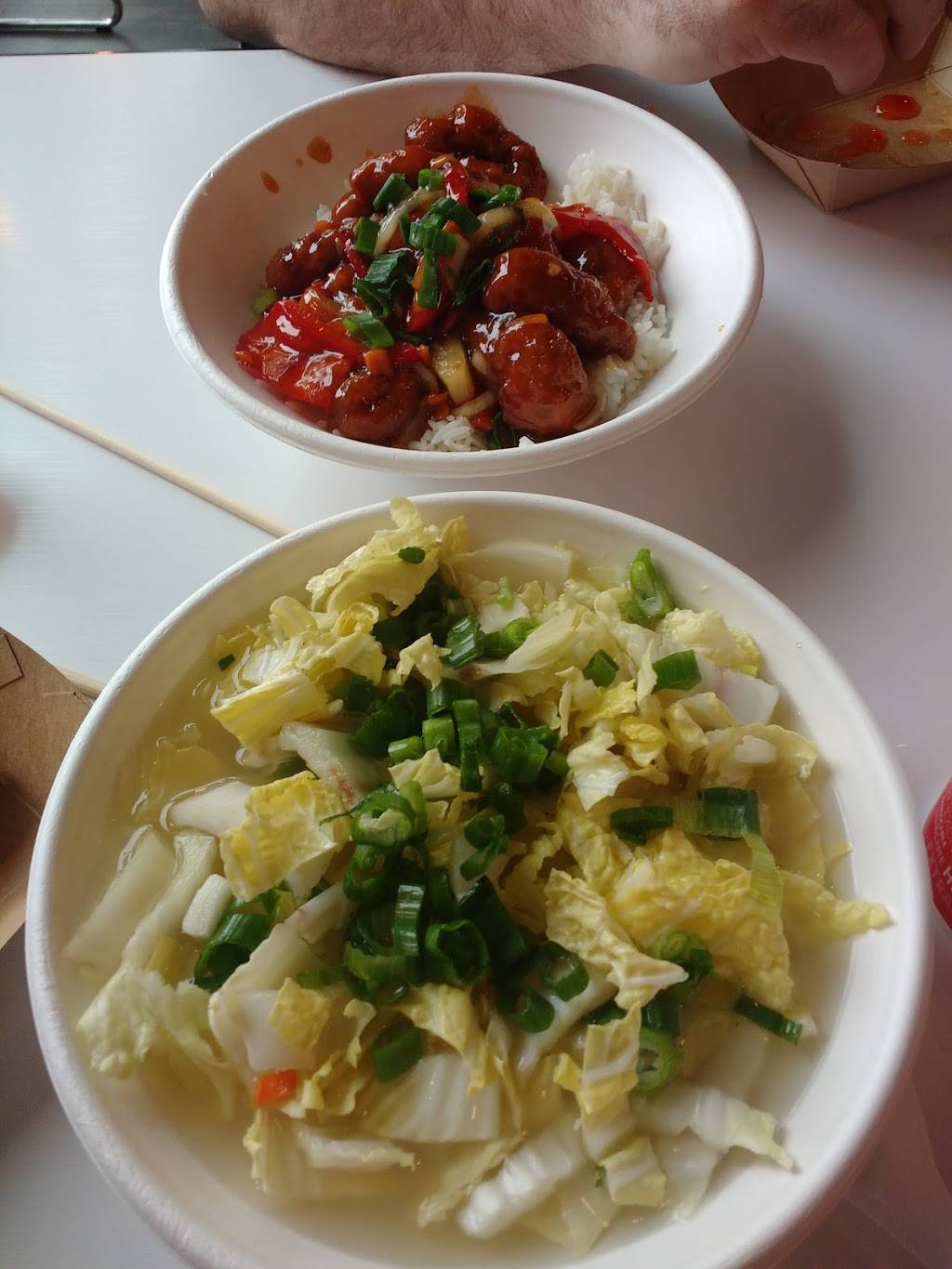 Thaïzone | restaurant | 934 Rue Saint-Pierre, Drummondville, QC J2C 5A4, Canada | 8198503366 OR +1 819-850-3366