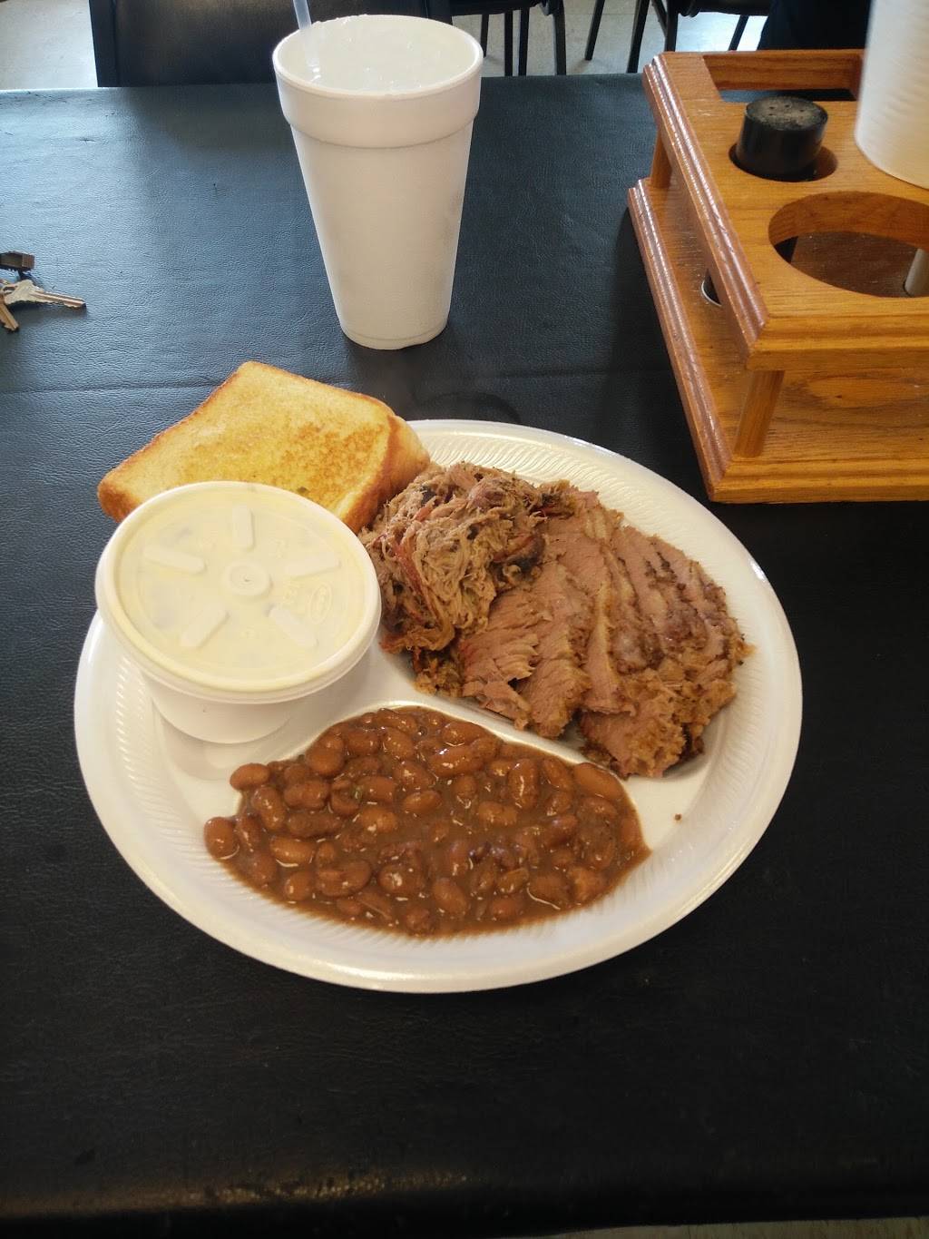 Chasin Tail BBQ | restaurant | 601 S Lake Dallas Dr, Lake Dallas, TX 75065, USA | 9403210524 OR +1 940-321-0524