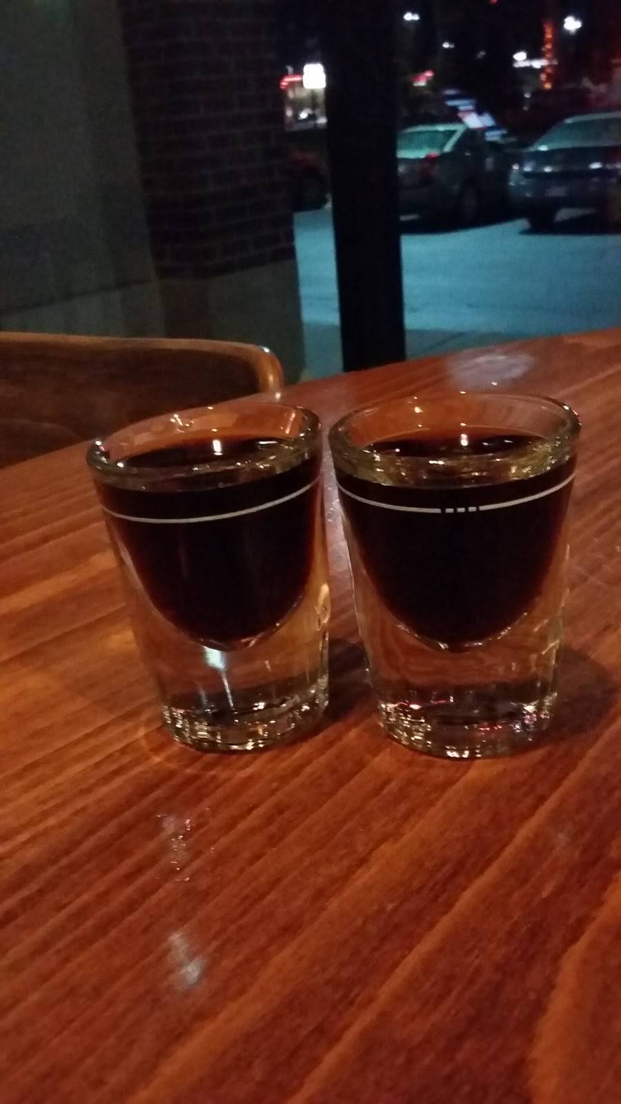 Wellington Pub | restaurant | 44819 Hayes Rd, Sterling Heights, MI 48313, USA | 5865660260 OR +1 586-566-0260