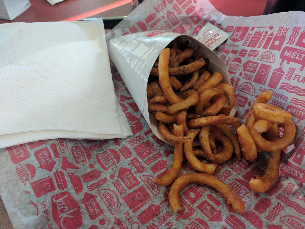 Jack in the Box | restaurant | 1935 W 11th St, Tracy, CA 95376, USA | 2098362087 OR +1 209-836-2087