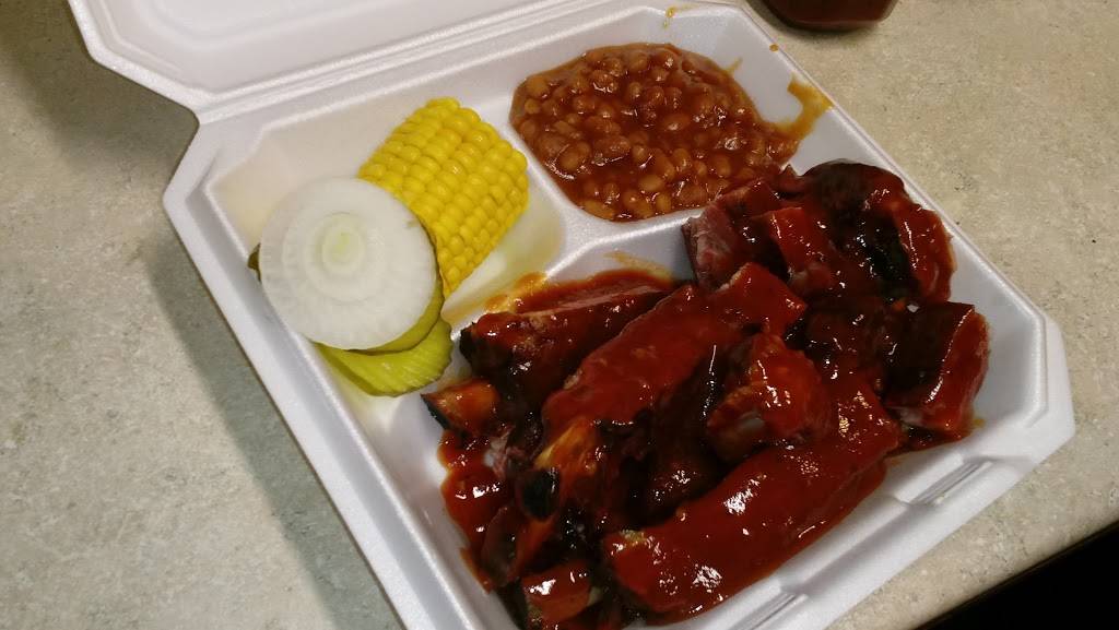 Whups Boomerang Barbecue | restaurant | 1203 Bennett St, Marlin, TX 76661, USA | 2548835770 OR +1 254-883-5770