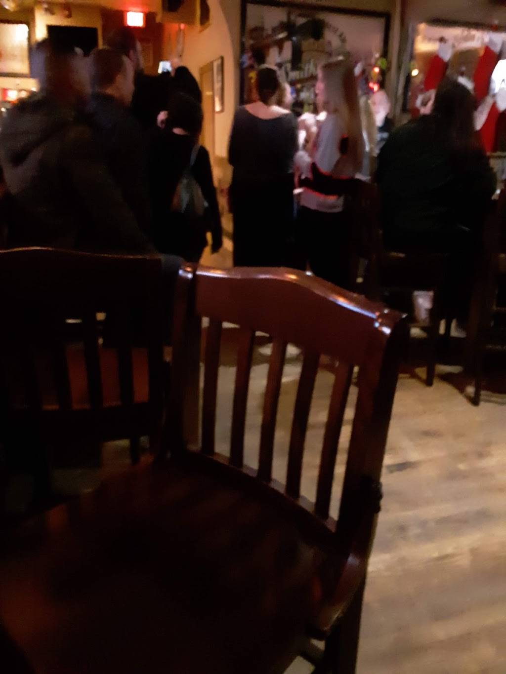 The Pour House Tavern | restaurant | 608 Sunrise Hwy, West Babylon, NY 11704, USA | 6315399253 OR +1 631-539-9253