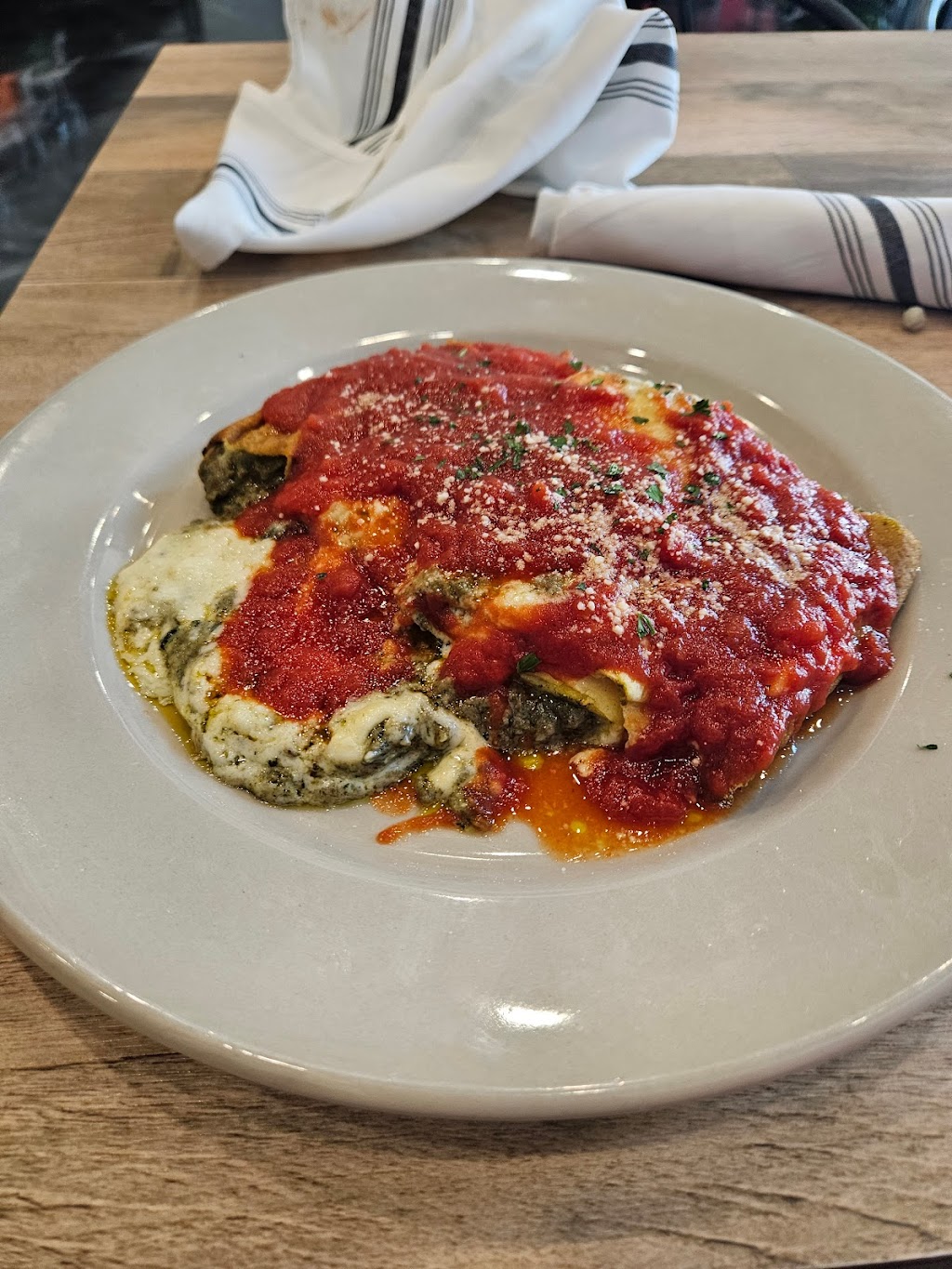 Exit 13 Gastrobar | restaurant | 910 Conestoga Rd, Bryn Mawr, PA 19010, USA | 6105253842 OR +1 610-525-3842