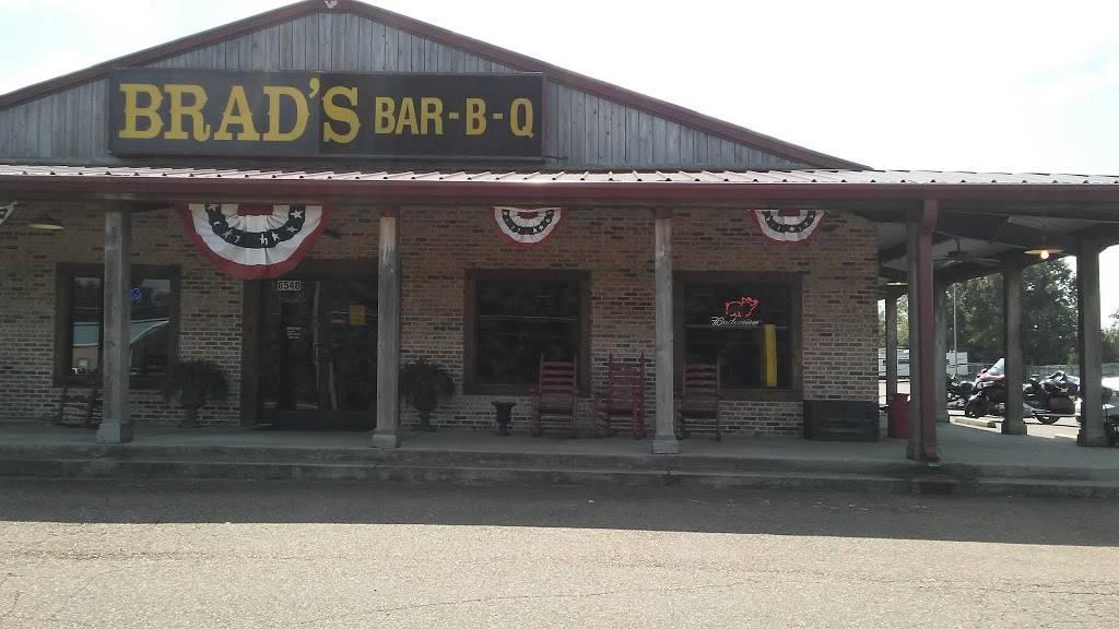 Brads Bar-B-Q | restaurant | 6540 US-64, Oakland, TN 38060, USA | 9014660545 OR +1 901-466-0545