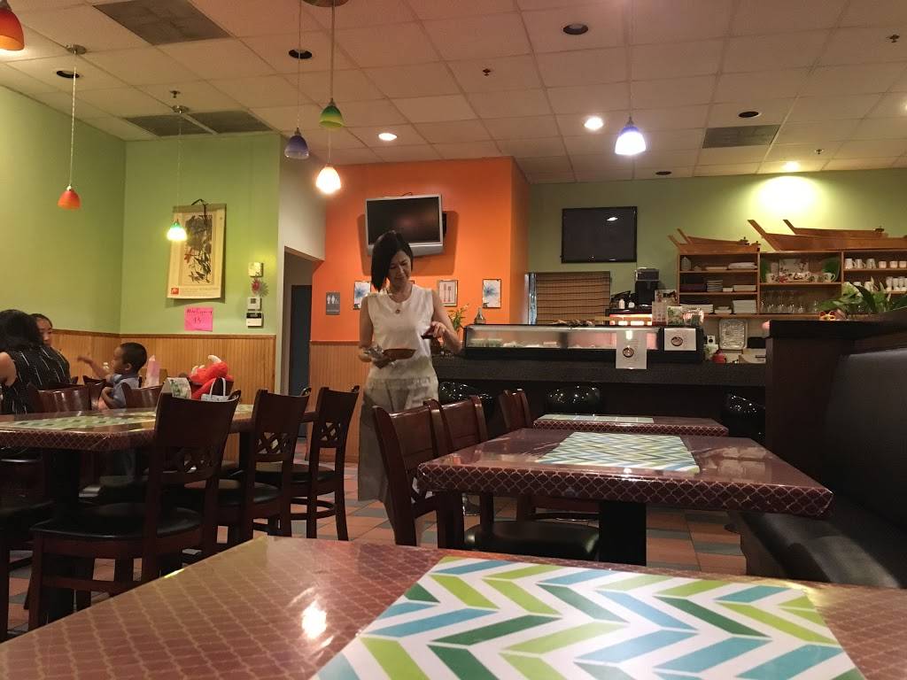 New Asia Restaurant | restaurant | 2600 Glades Cir #700, Weston, FL 33327, USA | 9543899138 OR +1 954-389-9138