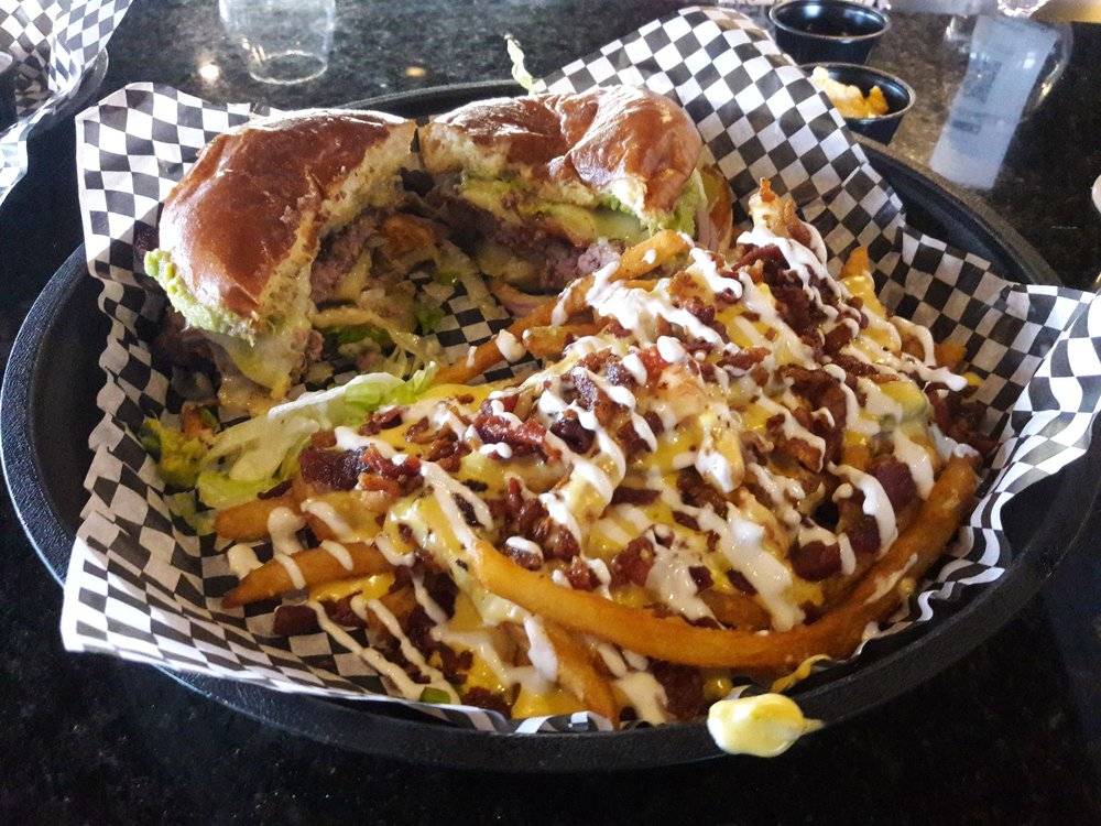 Tried & True Alehouse | restaurant | 4825 E 96th St Suite 1600, Indianapolis, IN 46240, USA | 3172183776 OR +1 317-218-3776