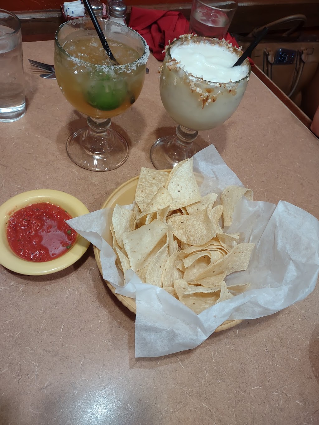 Plaza Restaurant | restaurant | 2538, 1003 N Main St, Borger, TX 79007, USA | 8062747263 OR +1 806-274-7263