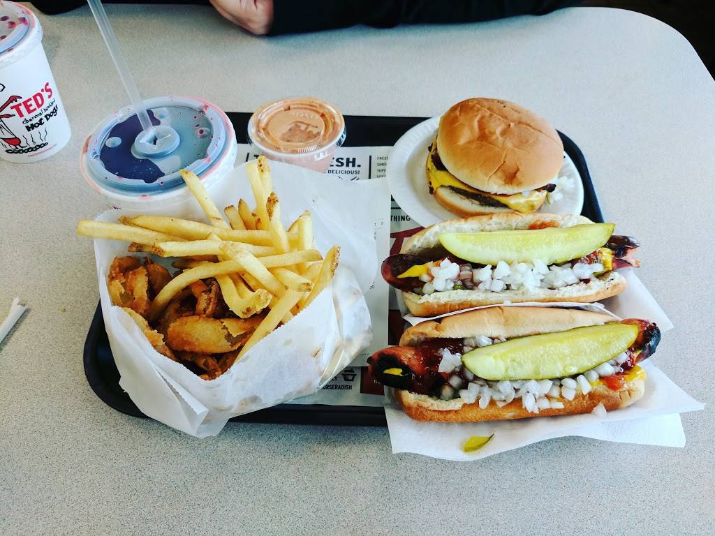 Teds Hot Dogs | restaurant | 4878 Transit Rd, Lancaster, NY 14086, USA | 7166687533 OR +1 716-668-7533