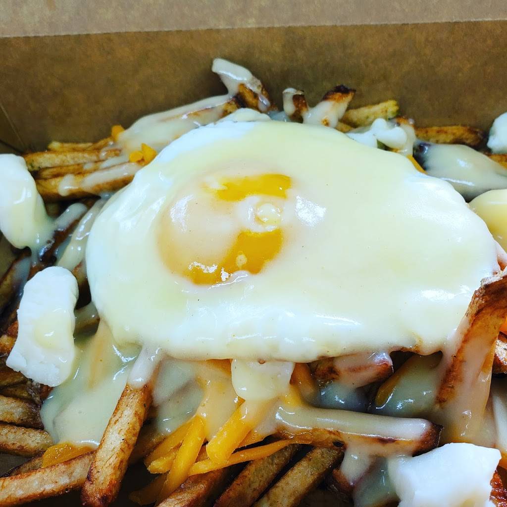 Wallys Weenie Wagon | restaurant | 8113 WI-57, Baileys Harbor, WI 54202, USA | 9204219090 OR +1 920-421-9090