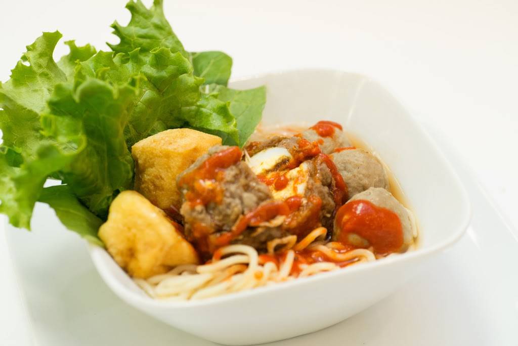 Waroeng Jajanan​ | restaurant | i 22315, Hwy 99, Edmonds, WA 98026, USA | 4254127025 OR +1 425-412-7025