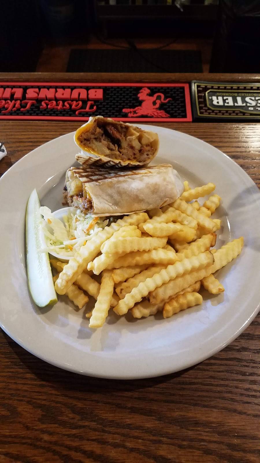 Emils Tavern on Center | restaurant | 161 Center St, Grayslake, IL 60030, USA | 8475438879 OR +1 847-543-8879