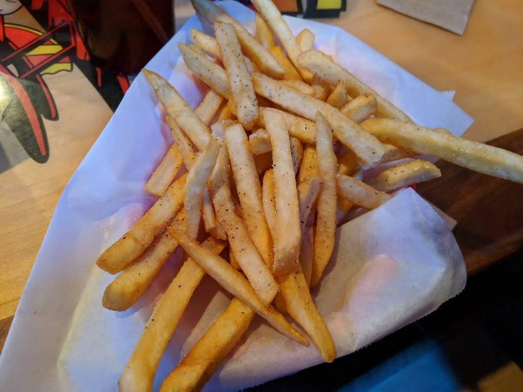 Wings Etc. | restaurant | 135 Sheridan Rd, Noblesville, IN 46060, USA | 3177709464 OR +1 317-770-9464