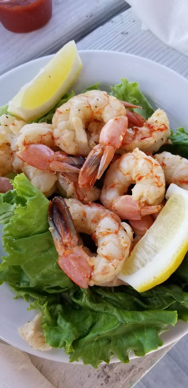 Sharkys Restaurant | restaurant | 61 Causeway Dr, Ocean Isle Beach, NC 28469, USA | 9105799177 OR +1 910-579-9177