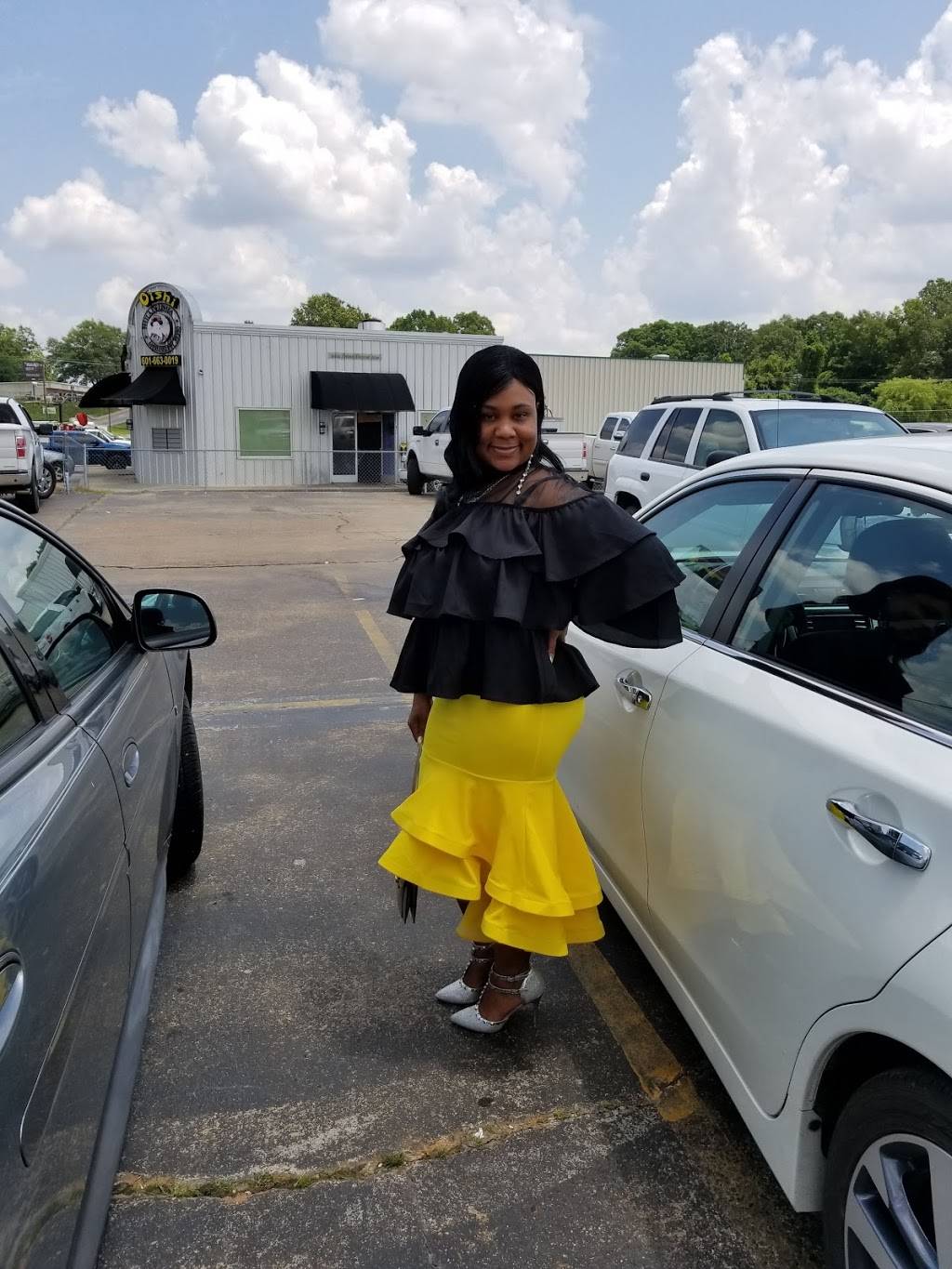 City Limits Seafood & Steaks | restaurant | 392 Main St, Philadelphia, MS 39350, USA | 6013892333 OR +1 601-389-2333