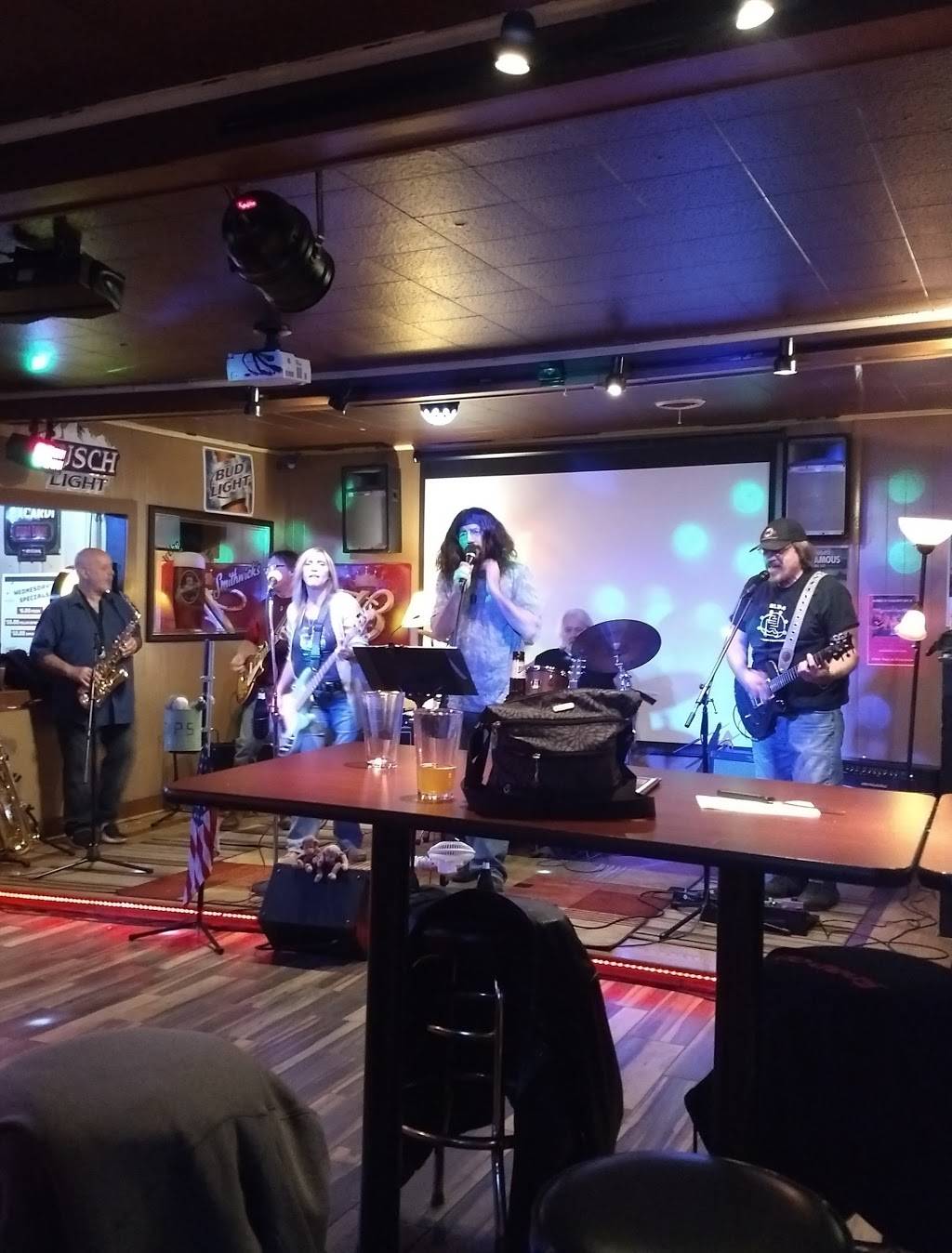 Spoondoggers Bar and Grill | restaurant | N1320 S Lake Shore Dr, Genoa City, WI 53128, USA | 2622958773 OR +1 262-295-8773