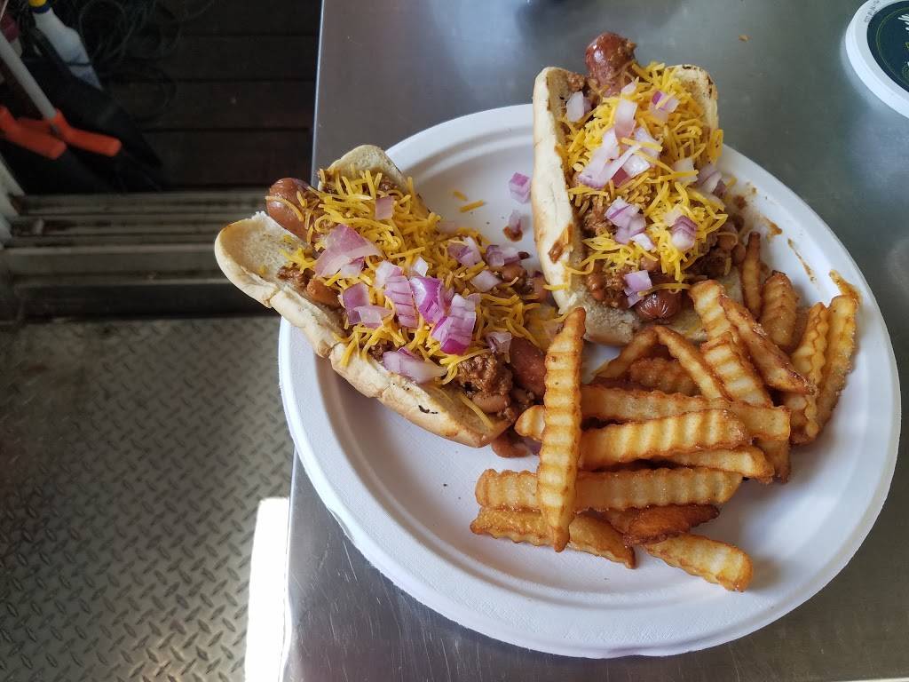 Paradise Tiki Bar And Grill | restaurant | 90 N Bryan Rd, Dania Beach, FL 33004, USA | 9543624038 OR +1 954-362-4038