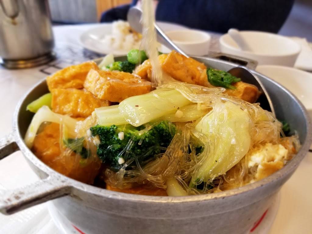 Grand Palace | restaurant | 225 W 26th St, Chicago, IL 60616, USA | 3122253888 OR +1 312-225-3888