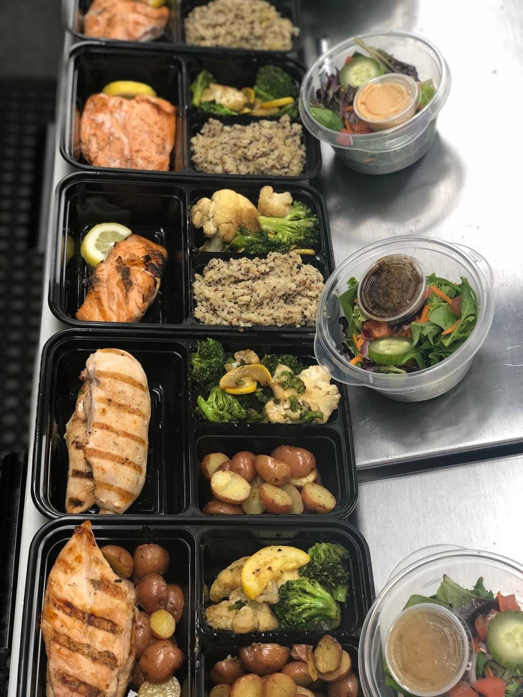 The Pantry | restaurant | 101 Prospect Ave N, Hartville, OH 44632, USA | 3308771277 OR +1 330-877-1277