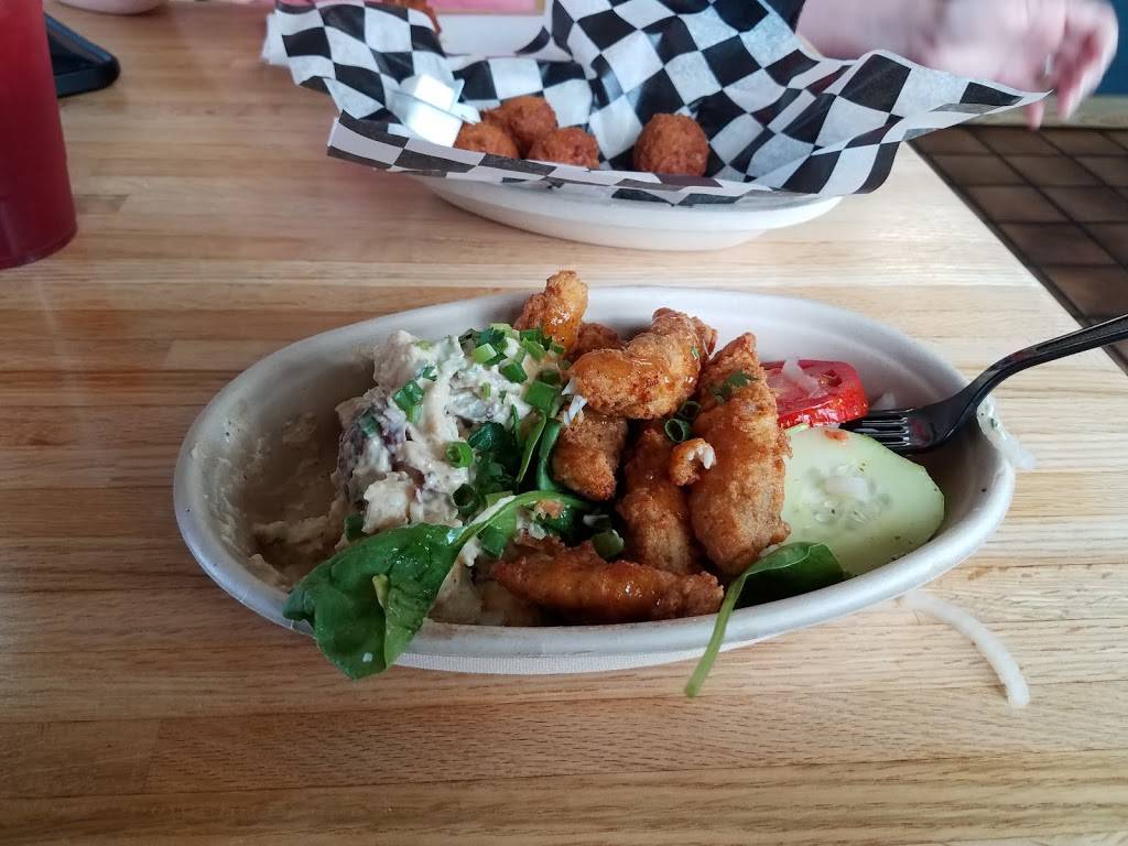 Greentail’s Seafood Market and Kitchen | restaurant | 3022South, S Croatan Hwy, Nags Head, NC 27959, USA | 2527156300 OR +1 252-715-6300