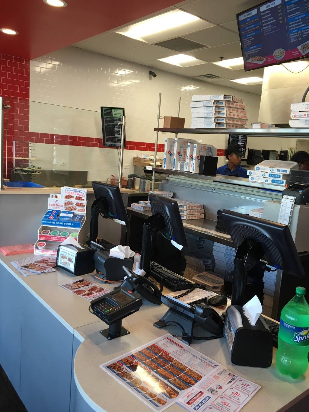 Dominos Pizza | meal delivery | 1234 S Canal St, Chicago, IL 60607, USA | 3126665900 OR +1 312-666-5900