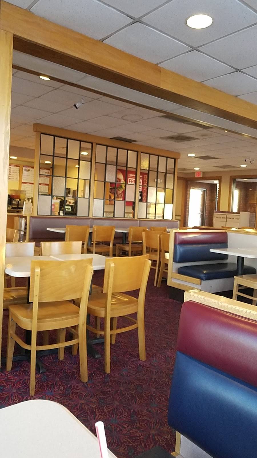 Wendys | restaurant | 2226 N Main St, Princeton, IL 61356, USA | 8158758322 OR +1 815-875-8322