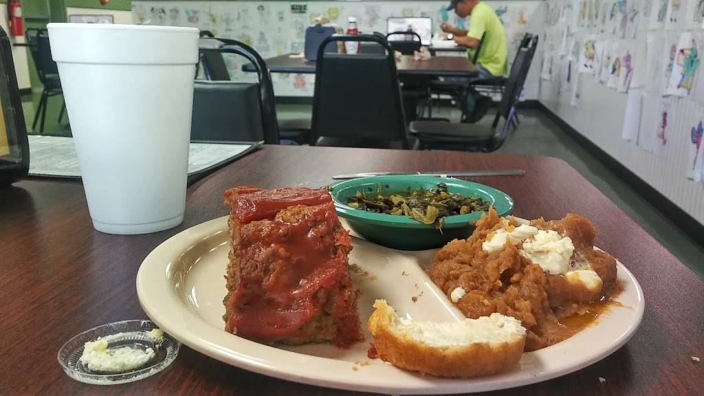 Mauldins A Family Kitchen | restaurant | 447 W Butler Rd, Mauldin, SC 29662, USA | 8644125555 OR +1 864-412-5555