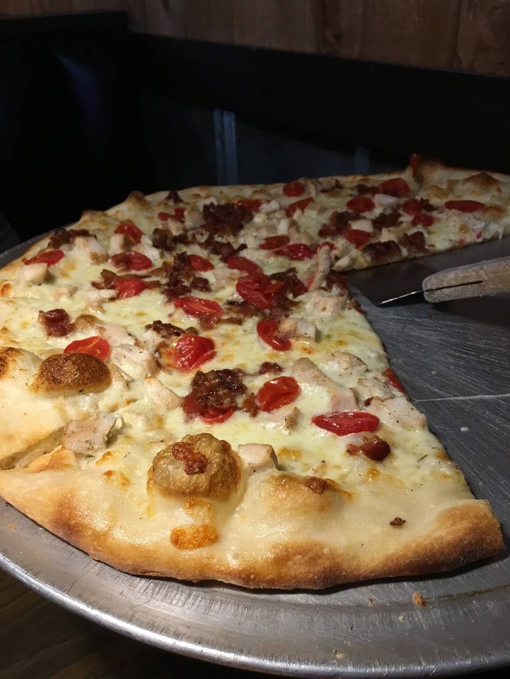 Oceanside Pizza | restaurant | 300 Ocean Ave #6, Melbourne Beach, FL 32951, USA | 3213124516 OR +1 321-312-4516