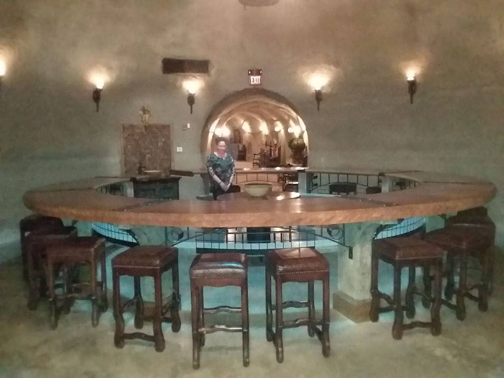 Tasting Room | restaurant | 2833-2895 N County Line Rd, De Soto, IL 62924, USA | 6189569910 OR +1 618-956-9910