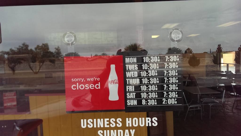 Happy Burger | restaurant | 3375 N Yarbrough Dr, El Paso, TX 79925, USA | 9155954243 OR +1 915-595-4243