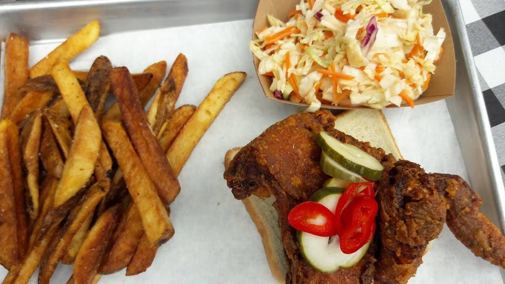 Phat Birds | meal takeaway | 4701 E 3rd St, East Los Angeles, CA 90022, USA | 3239439191 OR +1 323-943-9191