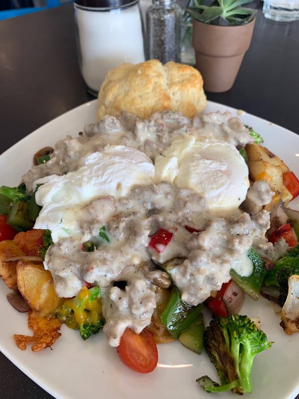 Angry Egg | restaurant | 8536 W Lawrence Ave, Norridge, IL 60706, USA | 7086955167 OR +1 708-695-5167