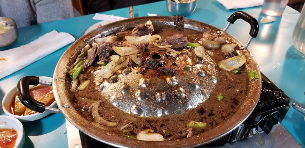 Booill Restaurant | restaurant | 3346 W Bryn Mawr Ave, Chicago, IL 60659, USA | 7735883112 OR +1 773-588-3112