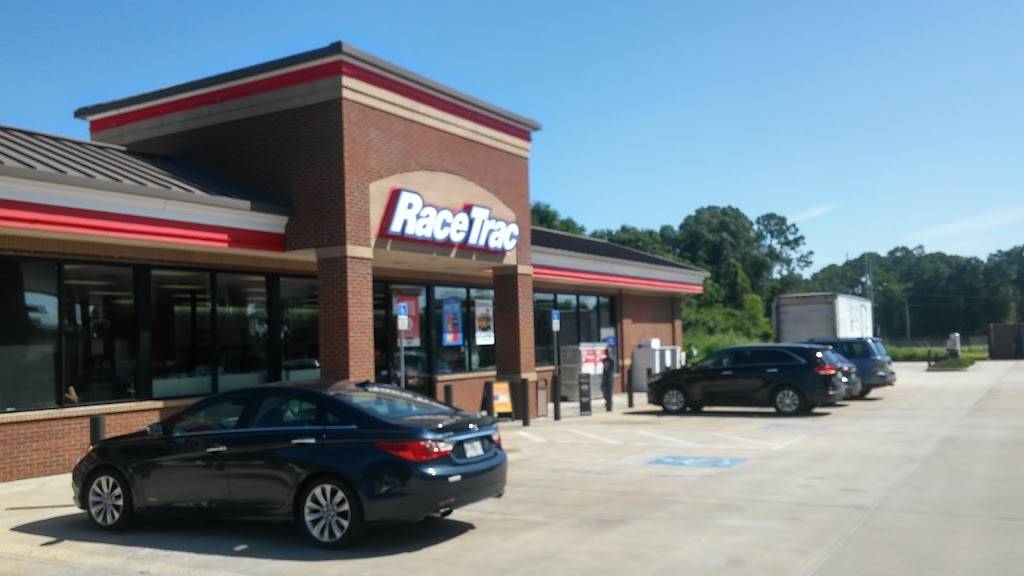 RaceTrac | bakery | 11023 US-17, Eagle Lake, FL 33839, USA | 8632949703 OR +1 863-294-9703